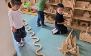 幼儿园里真有趣