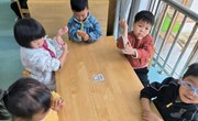 我会卷袖去洗手